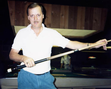 Jerry Briesath demonstrating the proper way to hold a cue